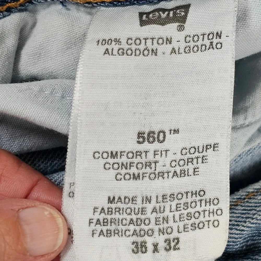 Levis 560 Comfort Fit Jeans Mens 36x32 Blue Denim Tapered Leg Medium Wash - Picture 4 of 10